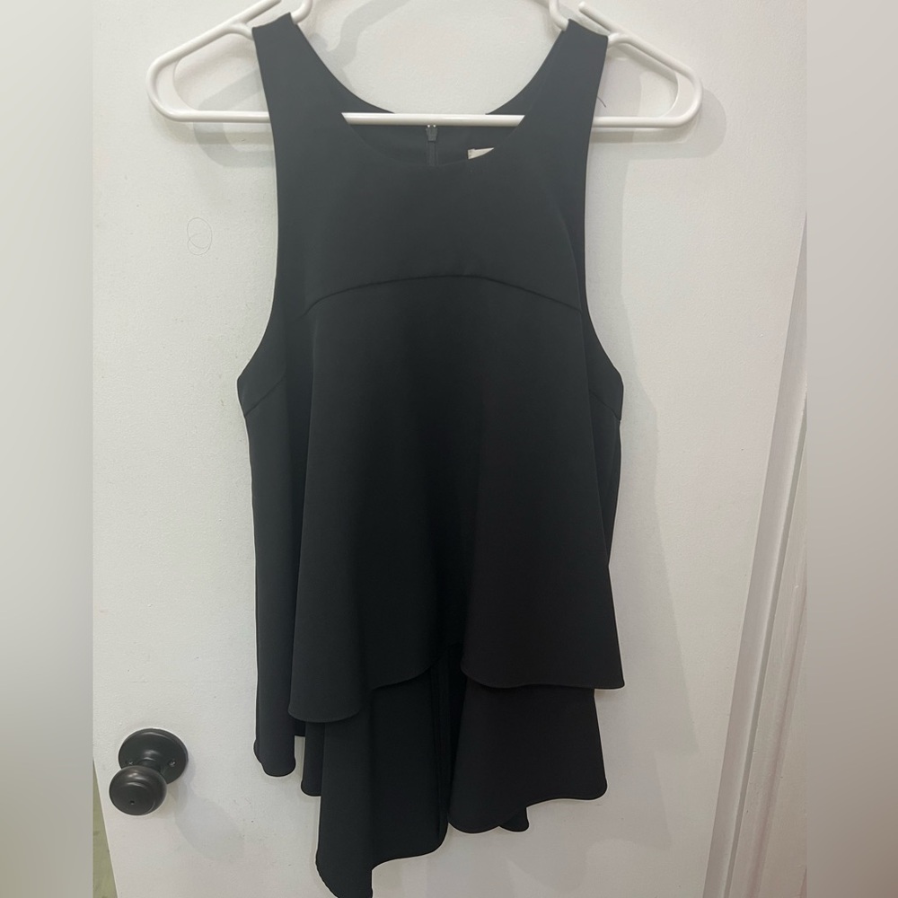 ⭐️🎉MILLY🎉⭐️ Black Trapeze High Low Sleeveless Top Size Medium
